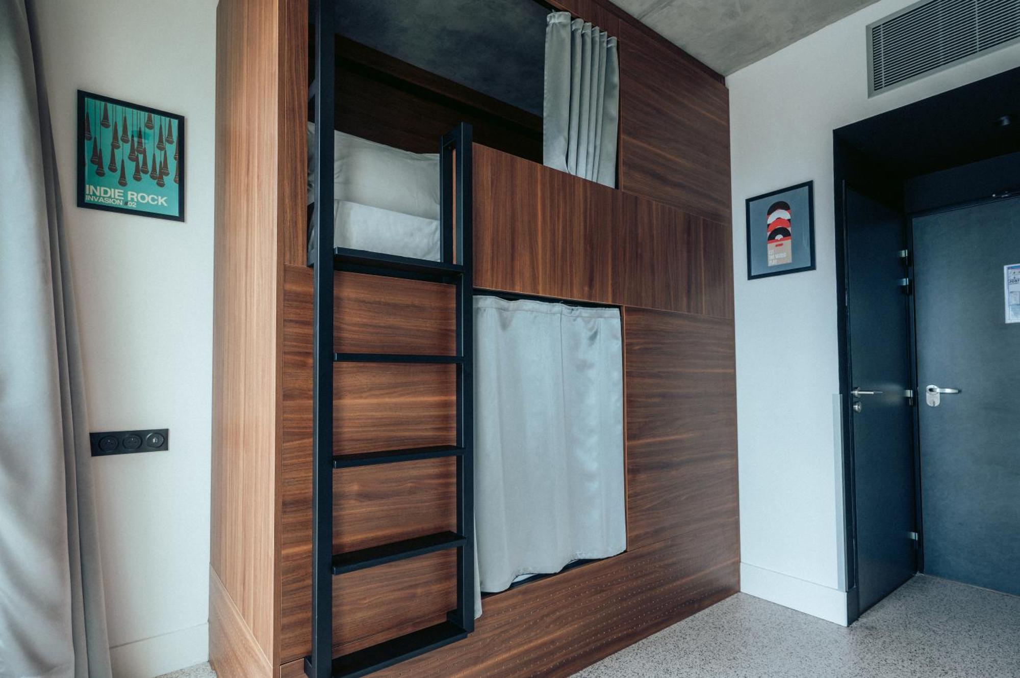Jost Hostel Bordeaux Gare St Jean Экстерьер фото